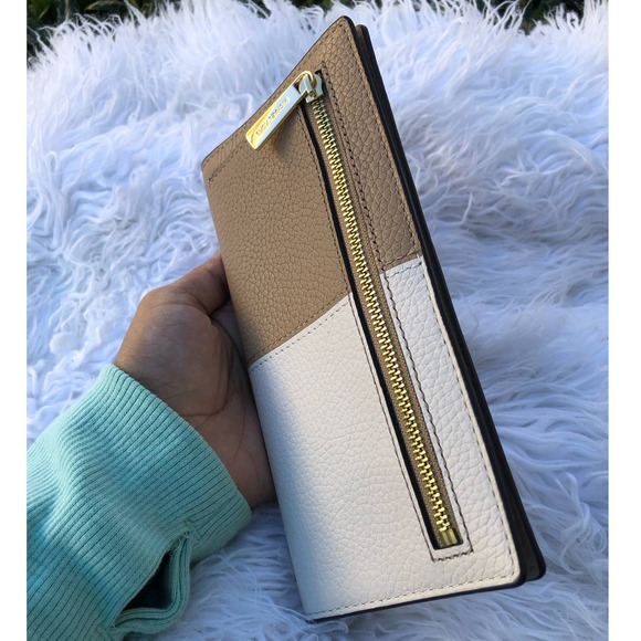 New Michael Kors Reed Wallet - Picture 2 of 4